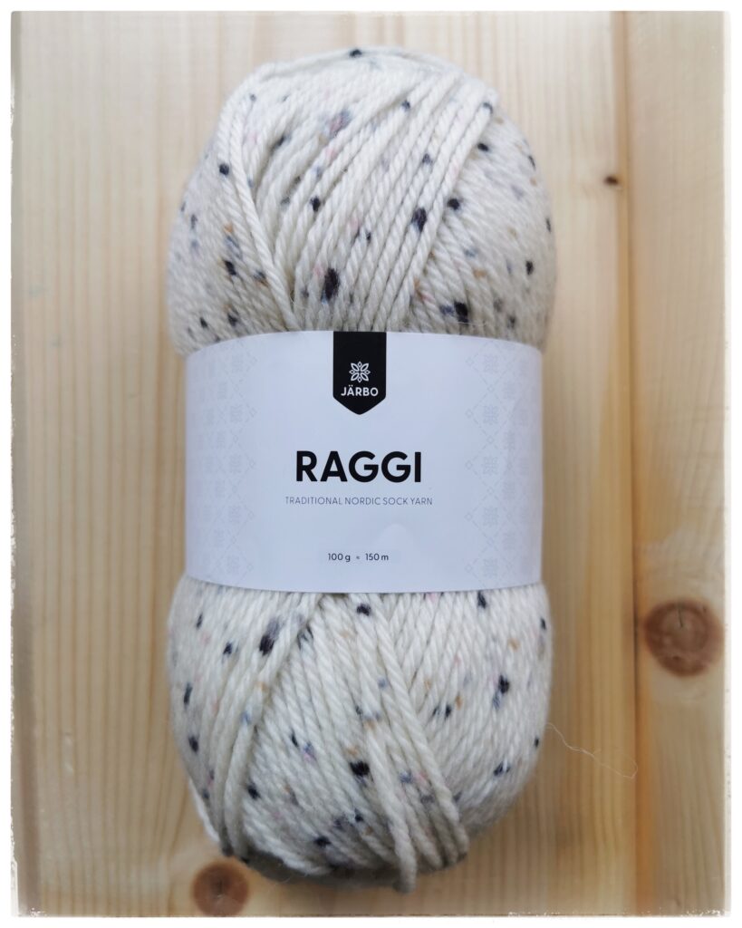 Raggi Tweedy Snow