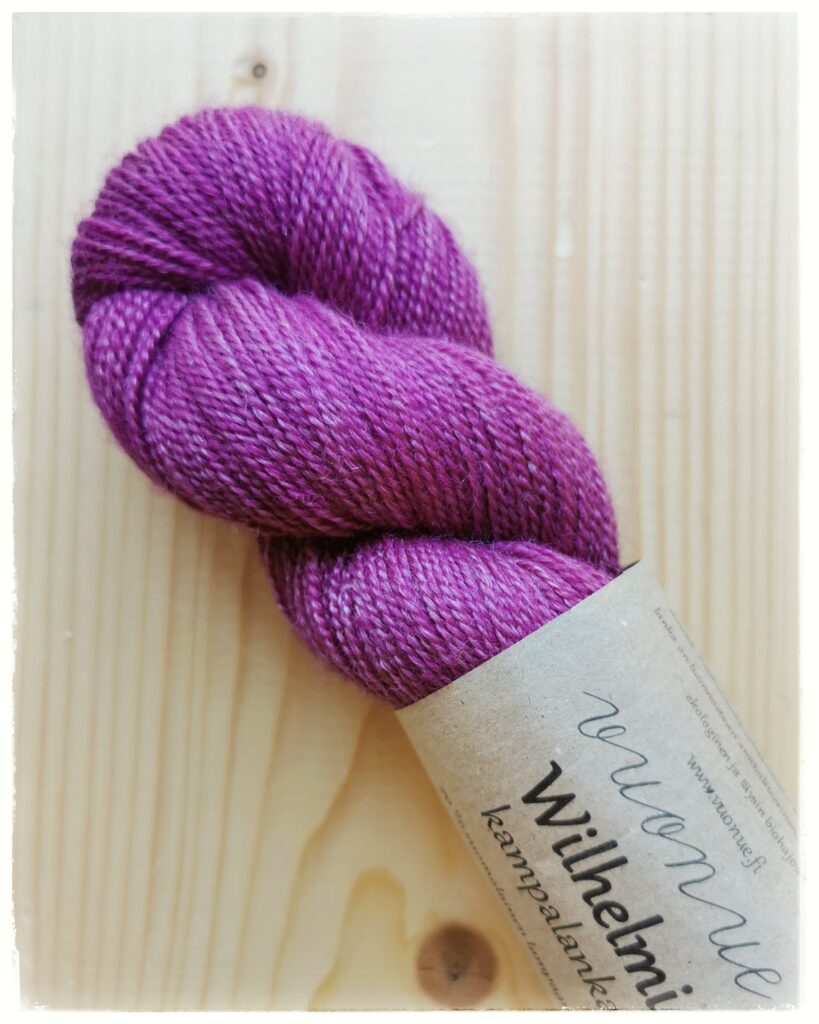 Wilhelmi-kampalanka, <br> violetti
