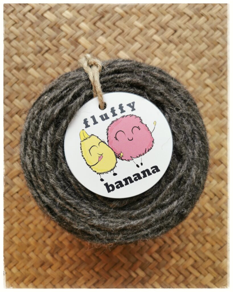 Fluffy Banana, <br> 104 graniitinharmaa