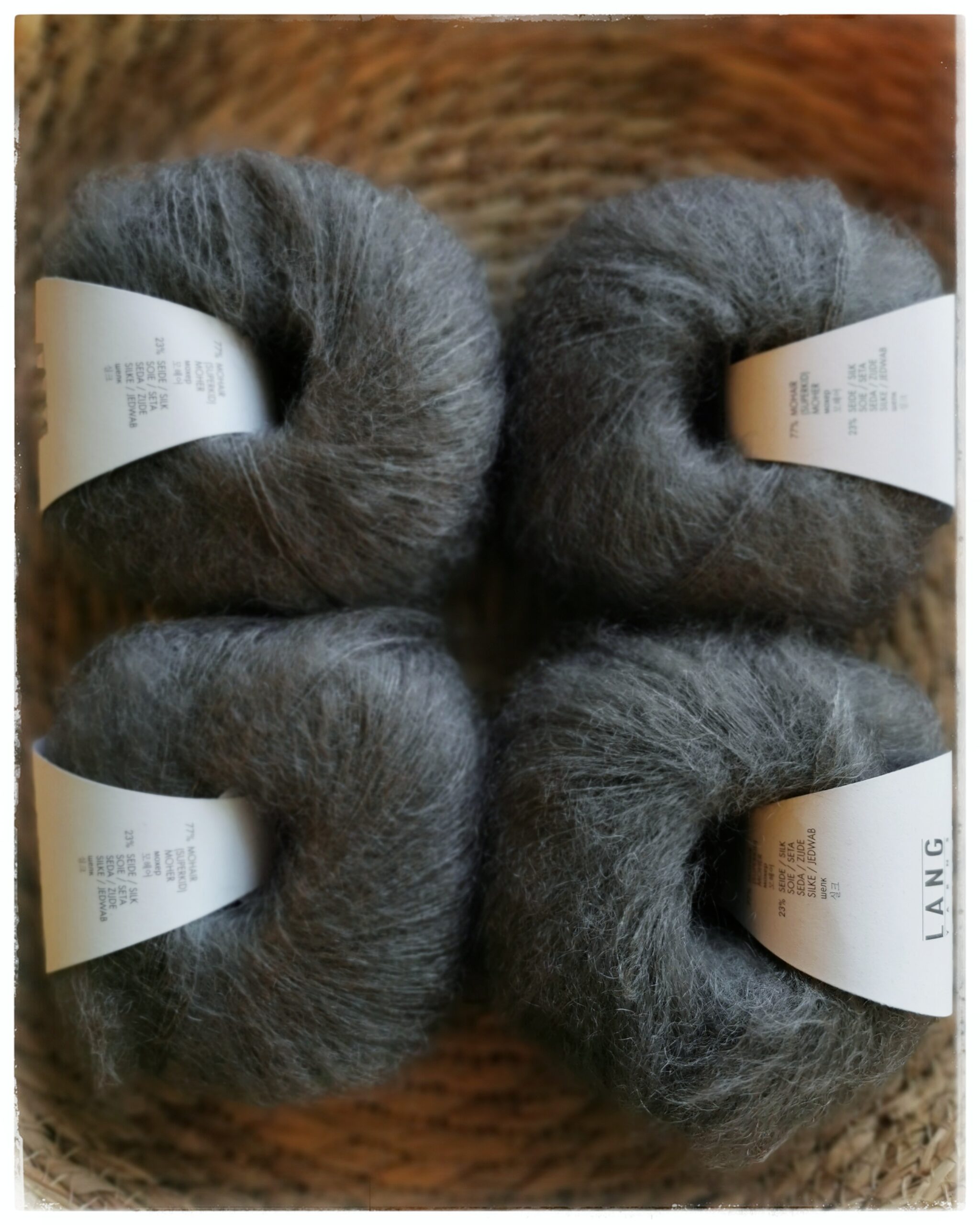 Mohair Luxe, <br>0170 tummanharmaa