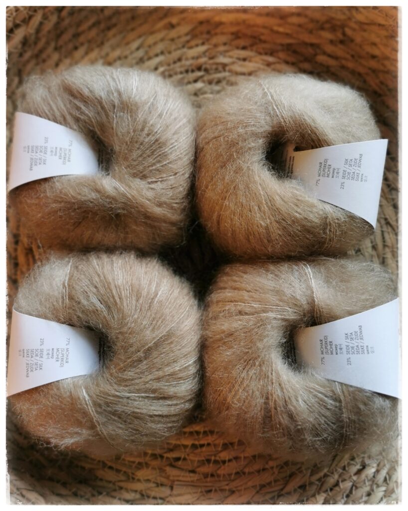 Mohair Luxe,
0126 vaaleanruskea