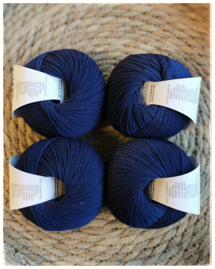 Merino400, <br>0035 laivastonsininen