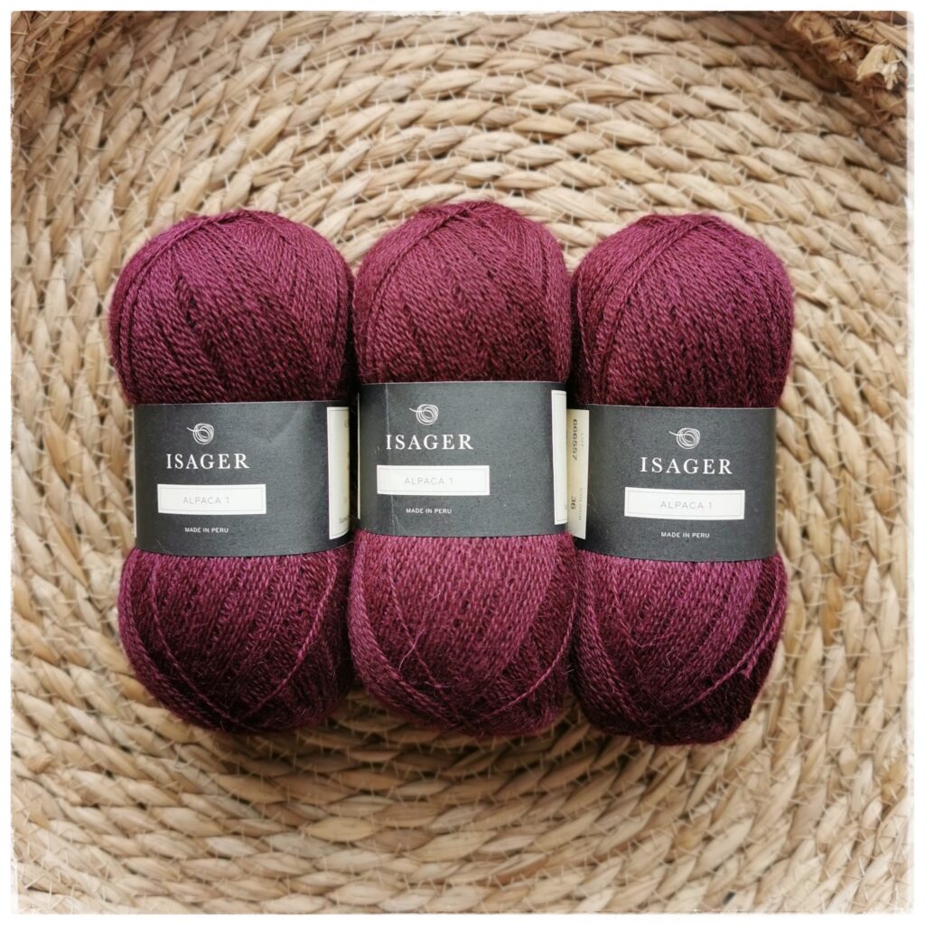 Alpaca 1, 36 viininpunainen
