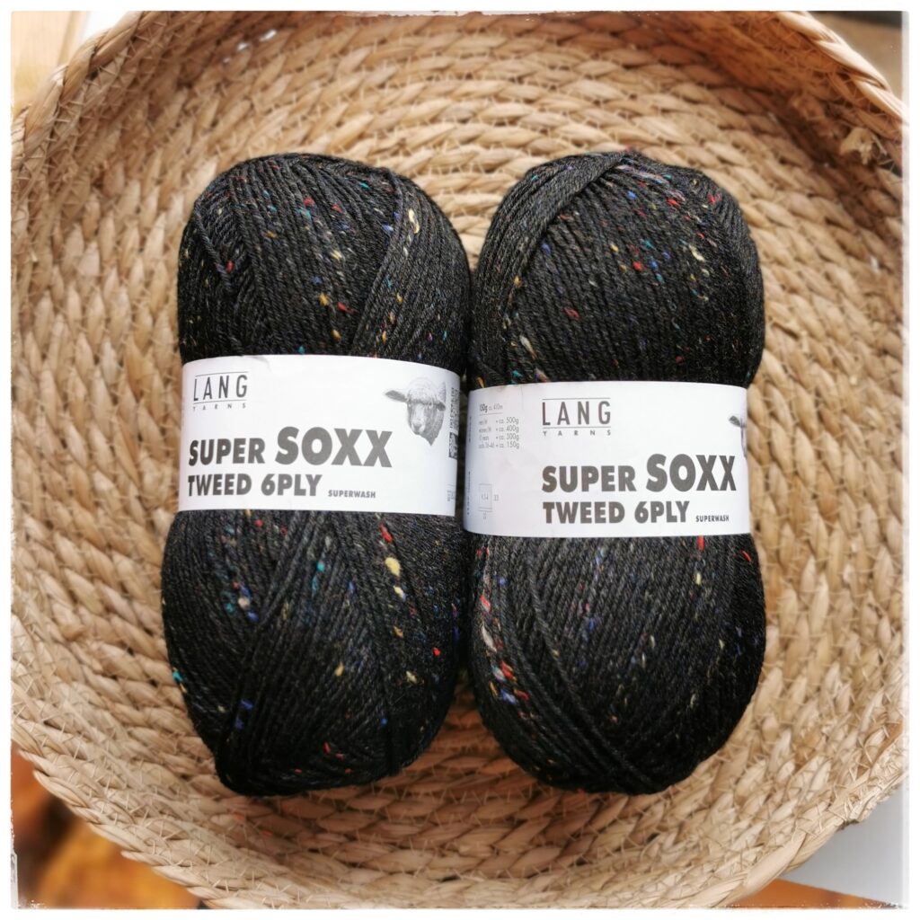 Super Soxx 6-ply Tweed, <br> 0004 musta