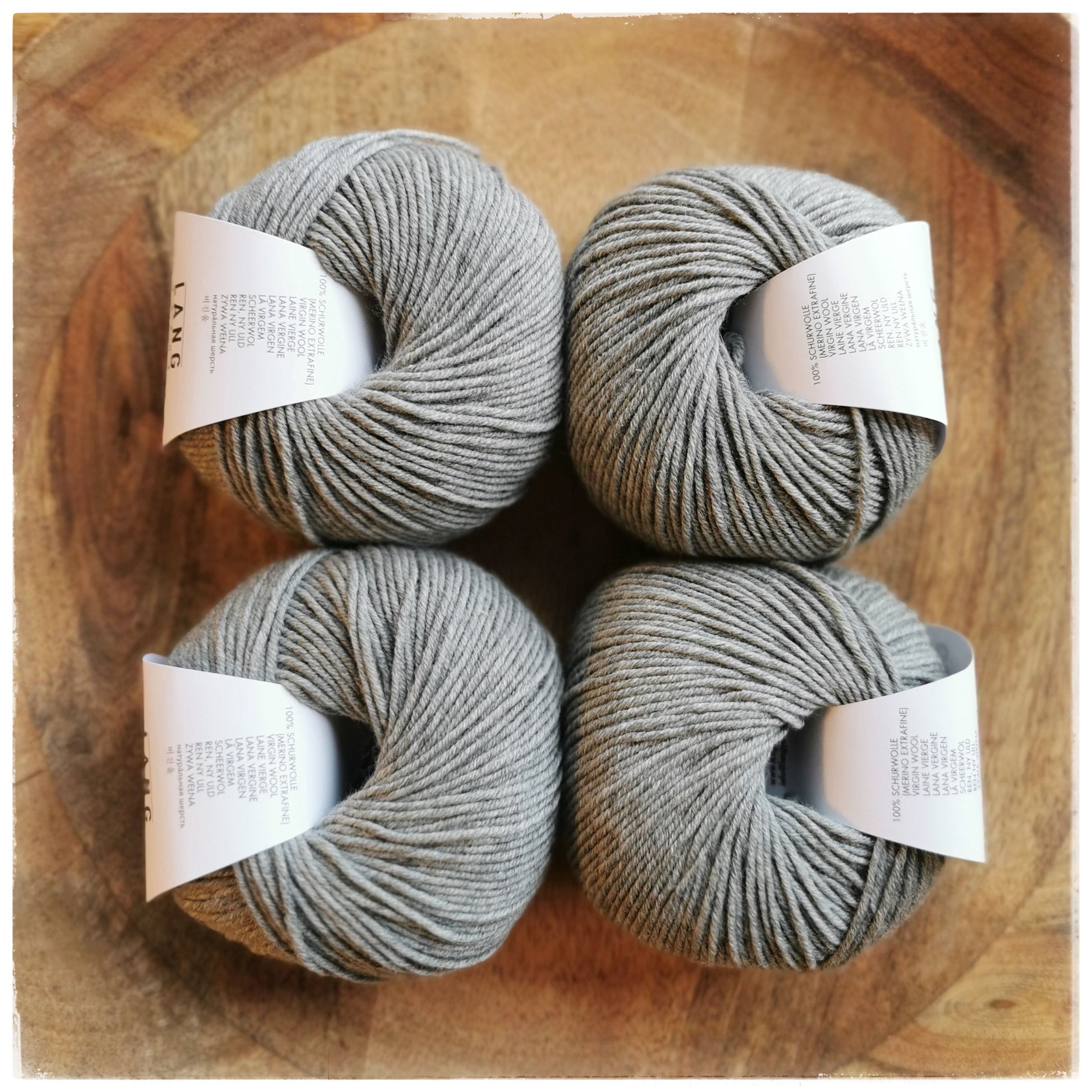 Merino120, <br>0324 keskiharmaa (M)